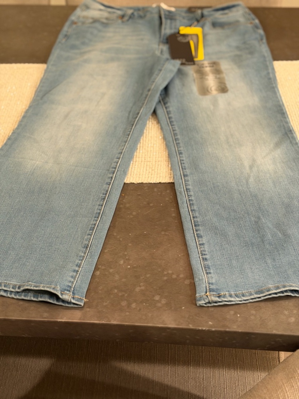 1822 Denim High-Rise Light Blue Women's Jeans